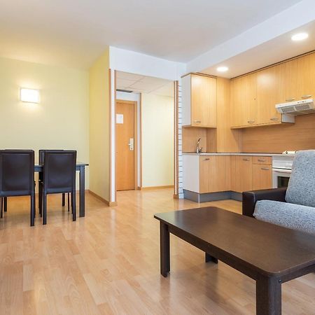 Apartamentos Tryp Madrid Airport Suites Eksteriør billede