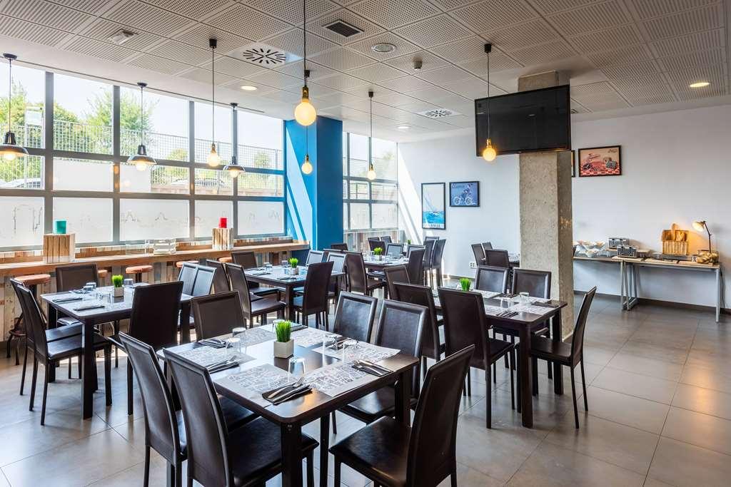 Apartamentos Tryp Madrid Airport Suites Restaurant billede