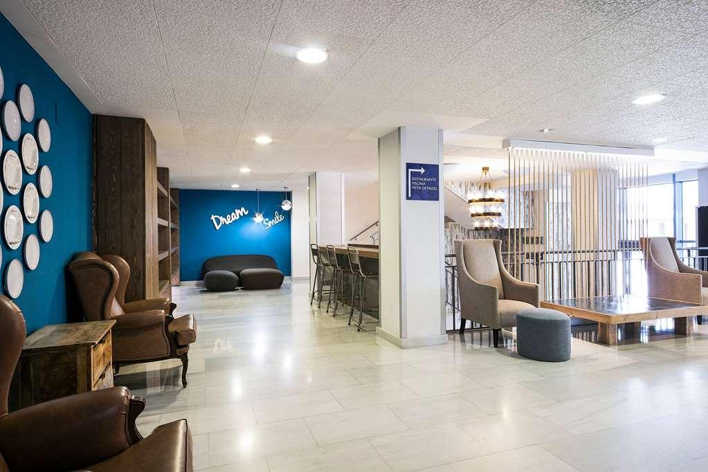 Apartamentos Tryp Madrid Airport Suites Eksteriør billede