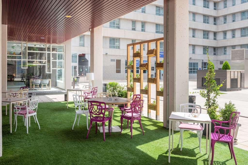 Apartamentos Tryp Madrid Airport Suites Eksteriør billede