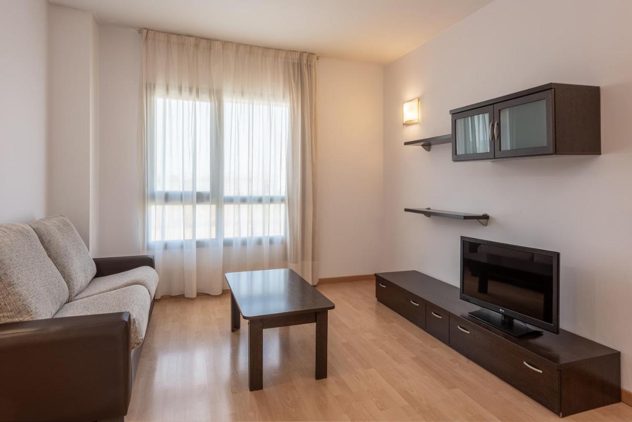 Apartamentos Tryp Madrid Airport Suites Eksteriør billede